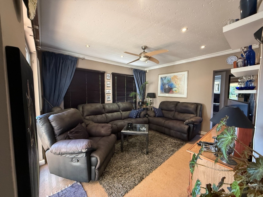 4 Bedroom Property for Sale in Melodie North West